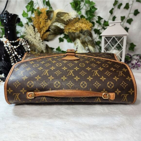 Authentic Louis Vuitton Monogram Beverly 43 with Dust Bag - Picture 8 of 17
